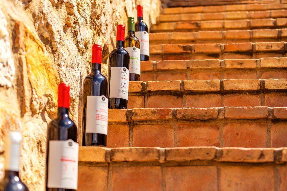 Agriturismo & Cantina Tenuta Casteani Ribolla ภายนอก รูปภาพ